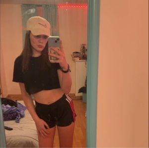 Meet your Posher, Gina